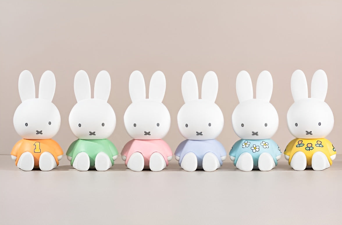 Miffy Figure Phone Stand - Surprise Box