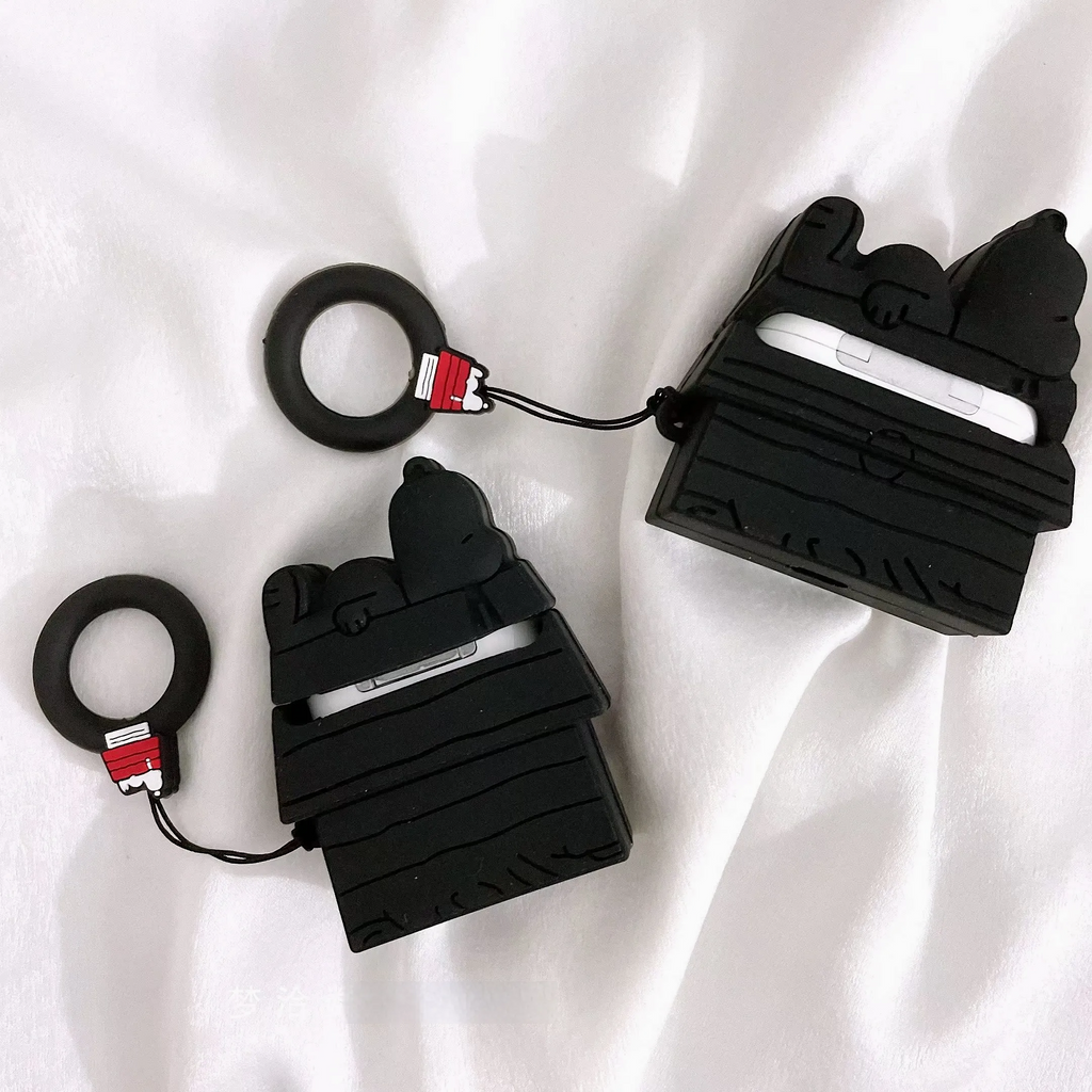 Peanuts Snoopy AirPods Case